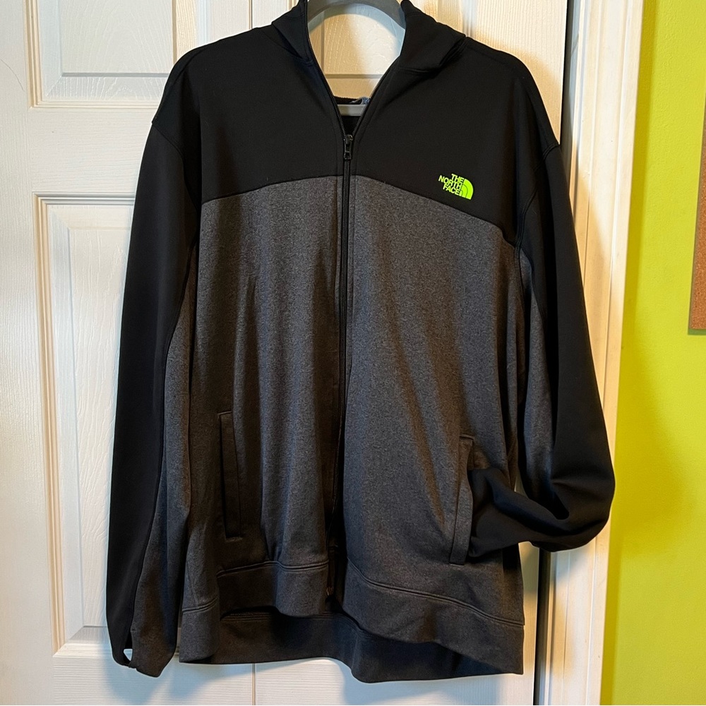 Men’s 2 XL Northface Full Zipper Hoodie